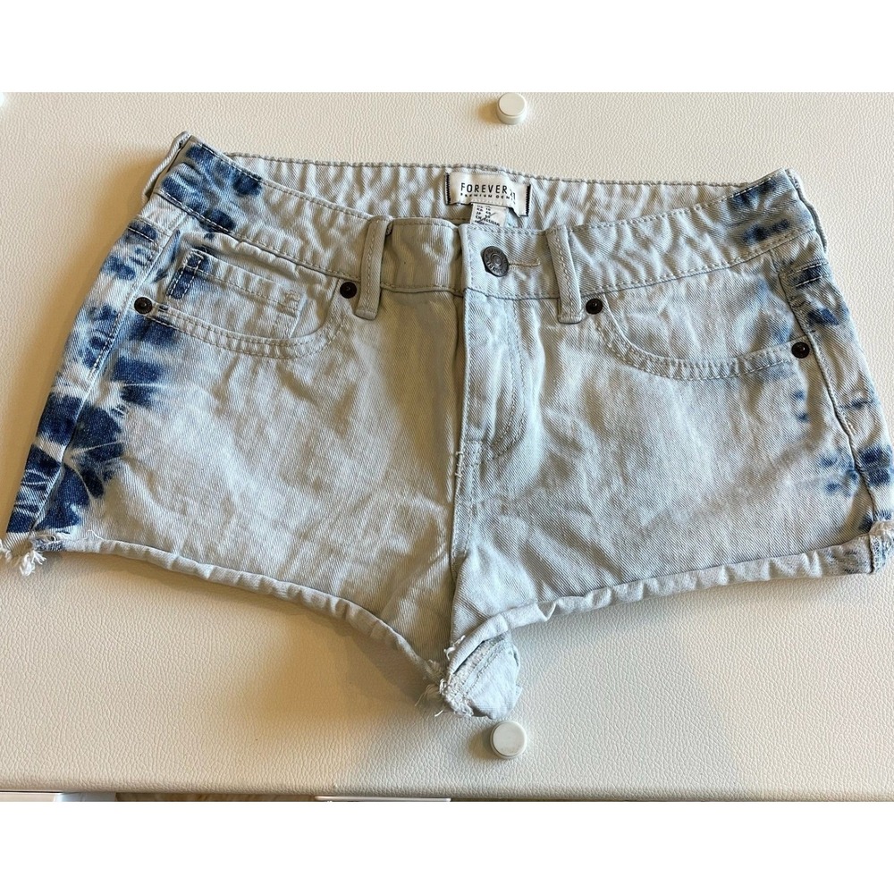 Forever 21 Premium Denim Tie Dye Side Cut Off Shorts Light Wash Blue Size 27